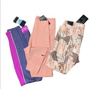 NIKE women’s leggings size M   NWT